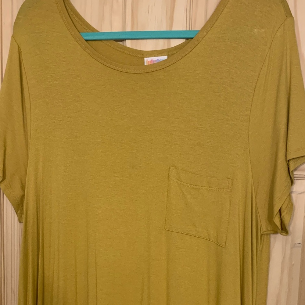 LulaRoe XL Carly solid golden yellow/gold